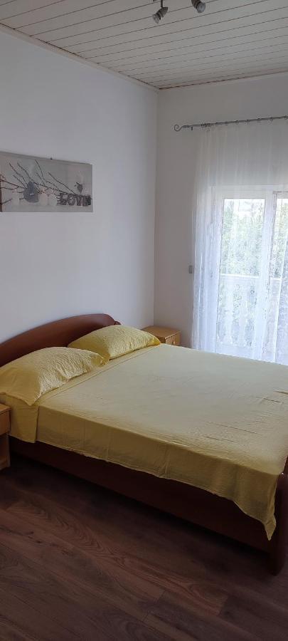 Apartmani Ivka 브로다리카 외부 사진